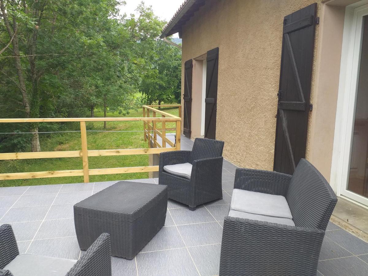 Belle Maison Proche De La Ville Et Du Lac Belcaire Eksteriør billede
